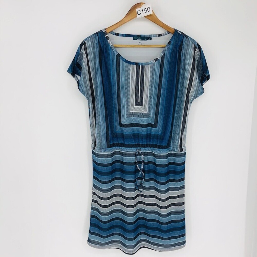 Prana Women's Blue 100% Polyester Round Neck Short Sleeve Casual Top Size Small